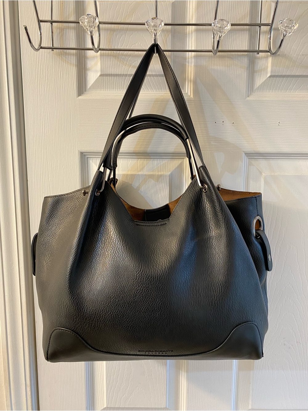 Sondra Roberts Squared black Womens shoulders bags excellent condition clean